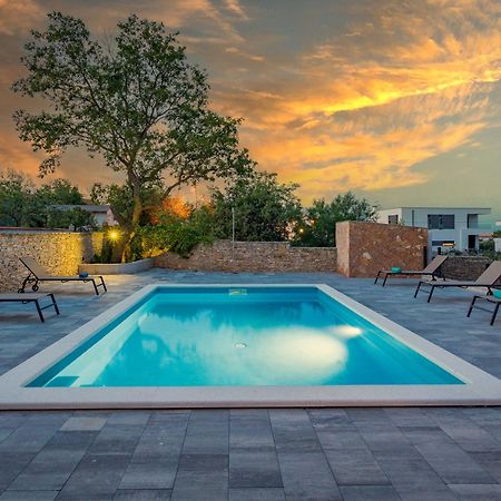 Apartments Cesare With Shared Pool Liznjan Luaran gambar